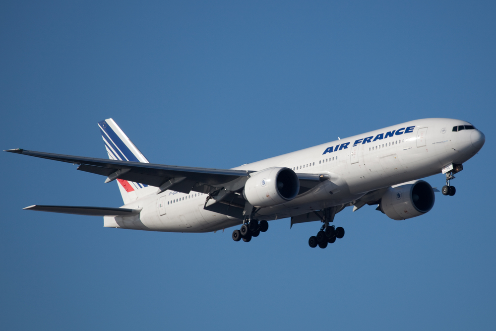 Air France avança para despedimento em 2016