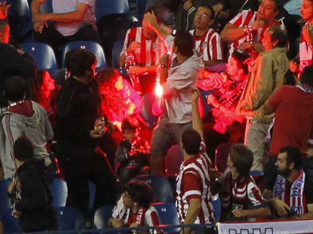 UEFA castiga, Benfica reage