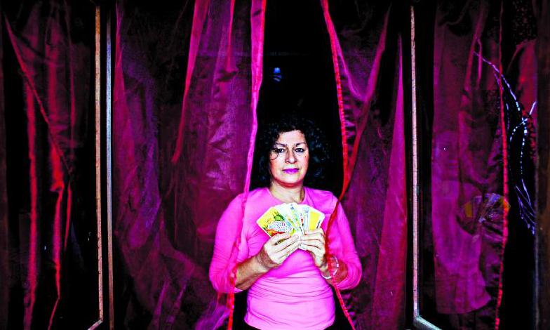 Zila. Uma vida a ler vidas na palma das mãos