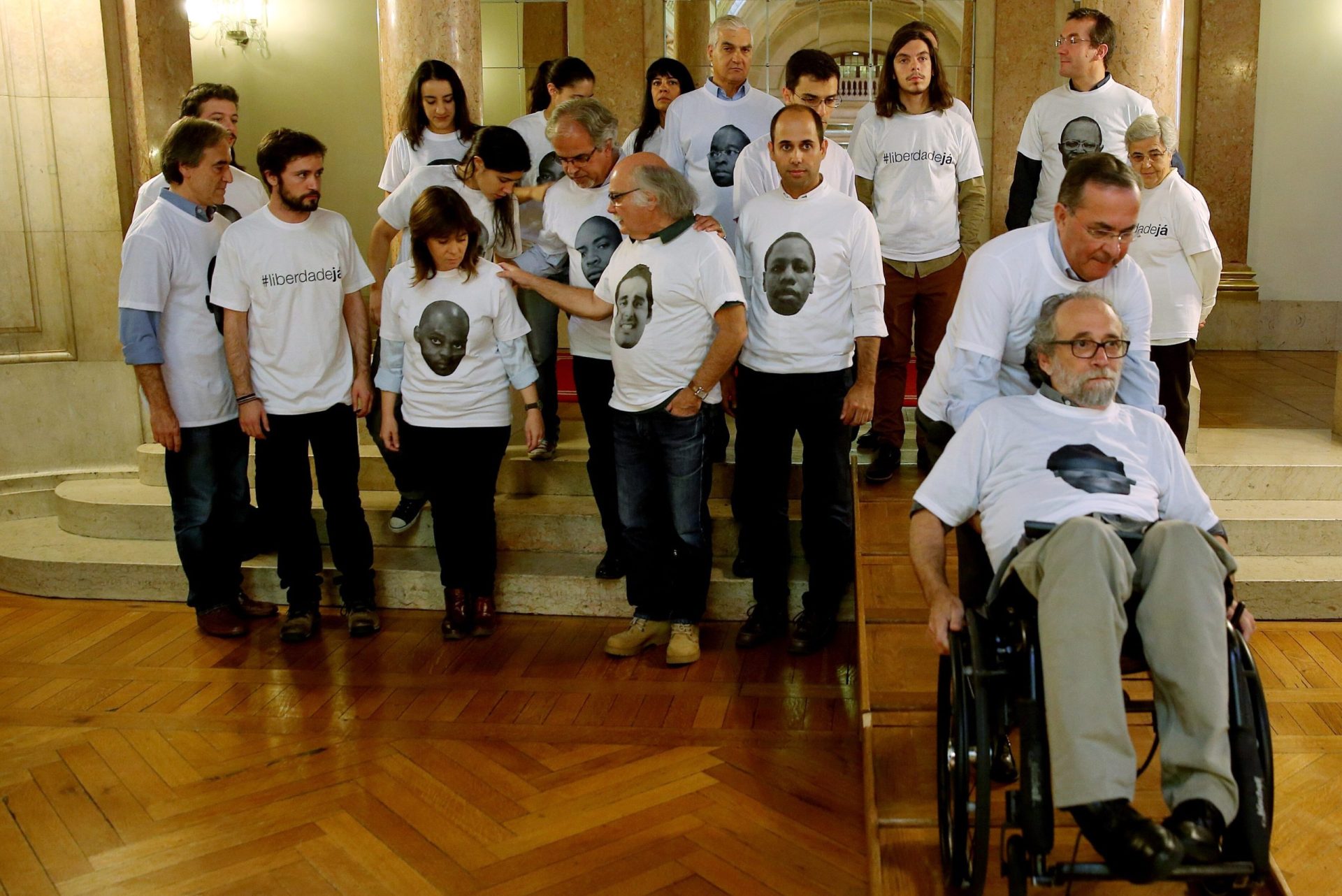 Bloco de Esquerda pede libertação de Luaty Beirão em iniciativa no parlamento