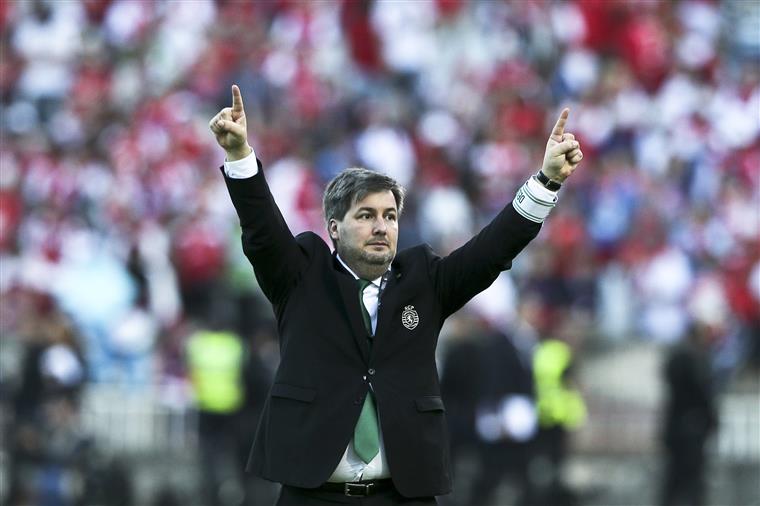 Bruno de Carvalho não volta a entrar em estádios enquanto não terminar o processo do jogo do Bessa