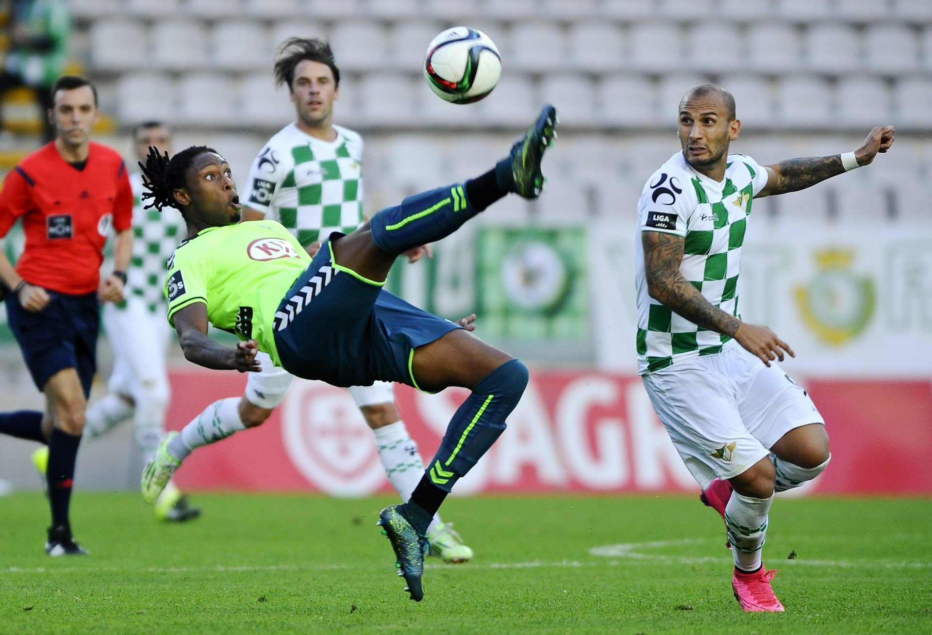 Vitória de Setúbal vence Moreirense por 2-0