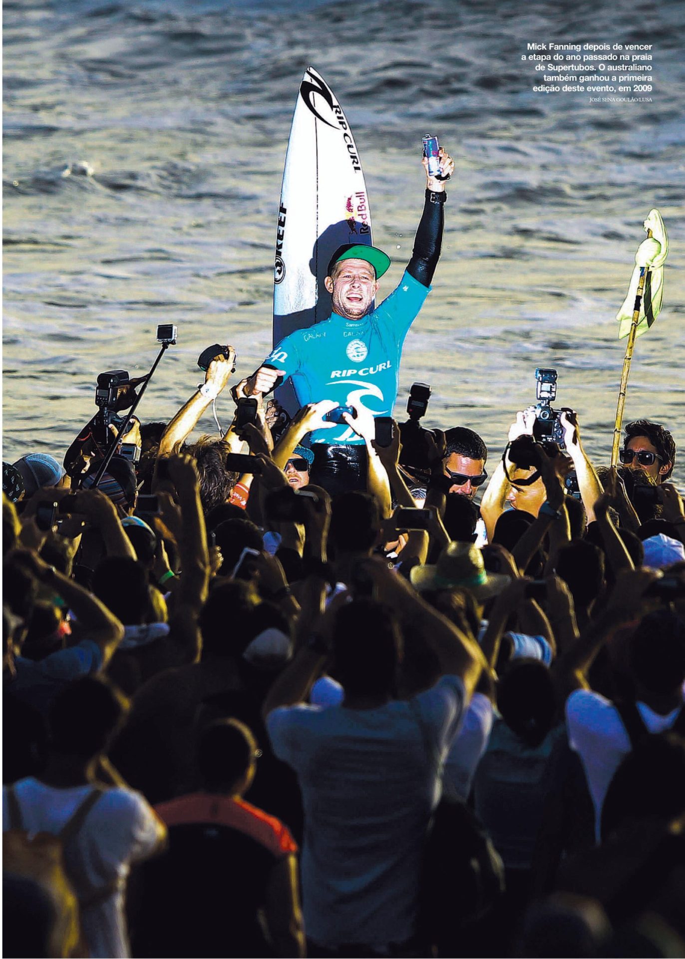 Mick Fanning. Três títulos mundiais e um ataque de tubarão