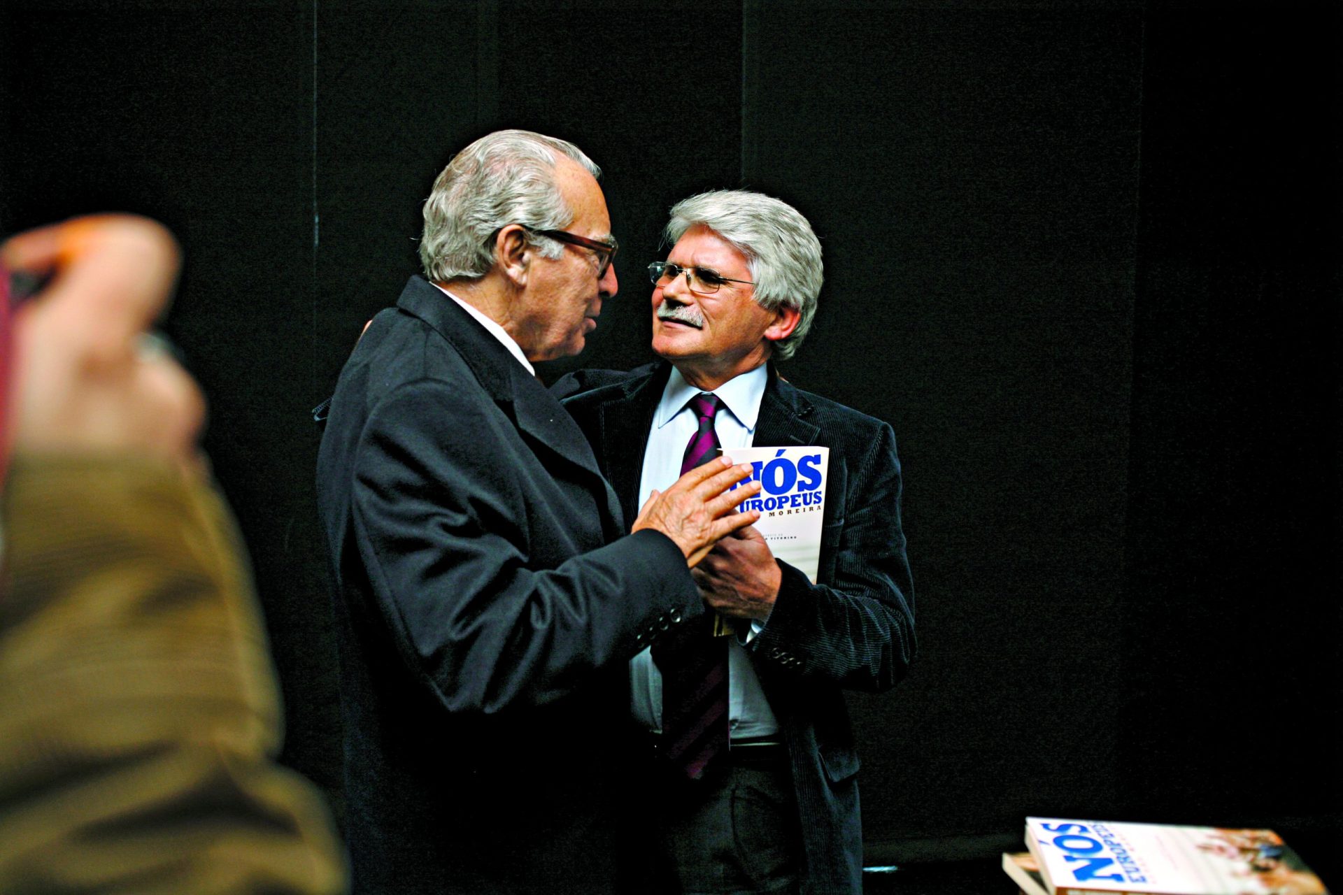 Governo de gestão. Juristas divergem sobre a sua legalidade constitucional