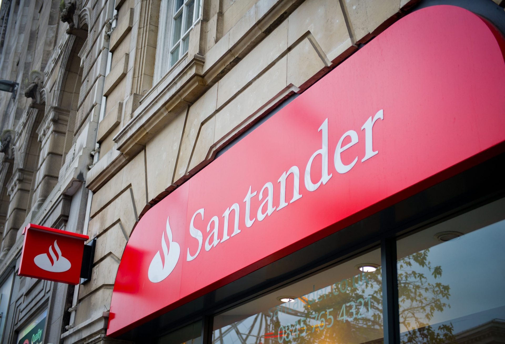 Santander. “Não vemos qualquer risco na situação política em Portugal”