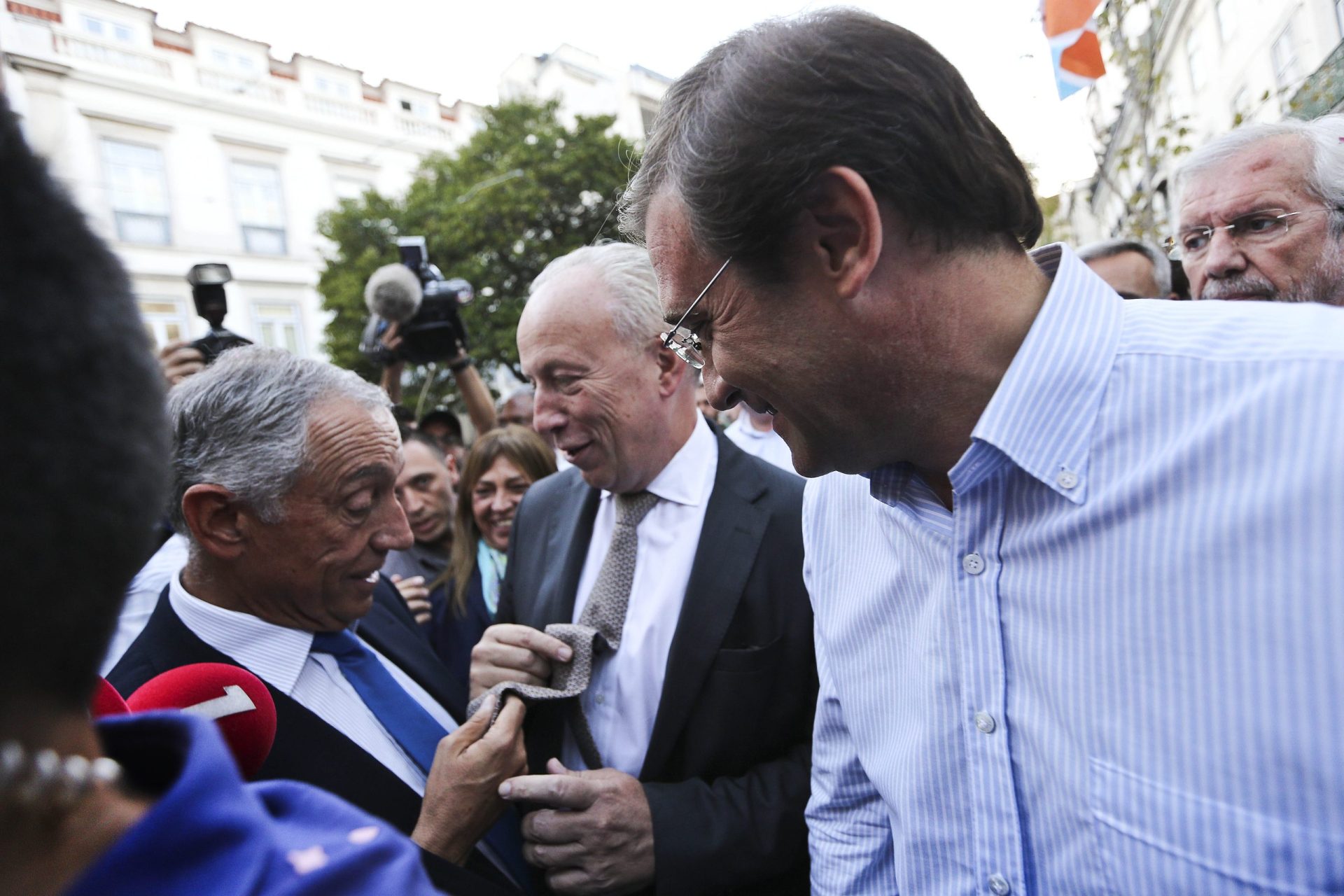 Santana Lopes. Nomear governo que não resulte dos resultados é contra a Constituição