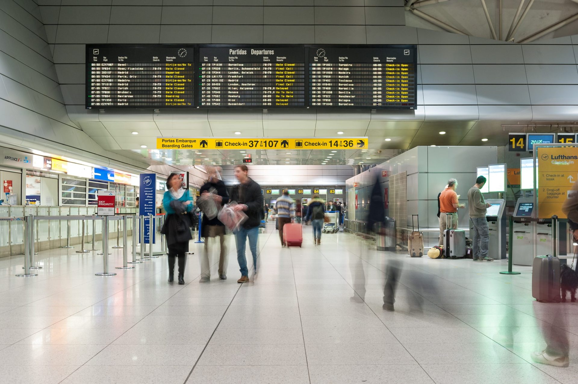 Aeroportos. Lisboa tem a 3.ª maior subida