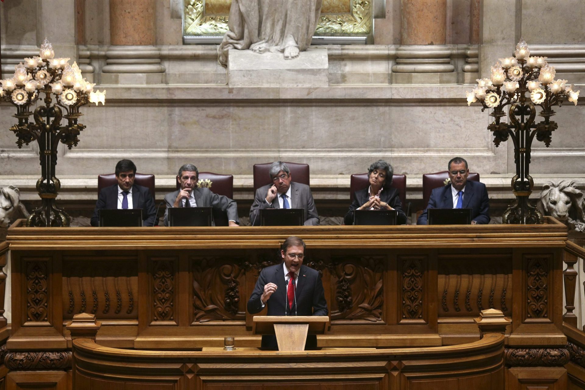 Governo de Passos caiu