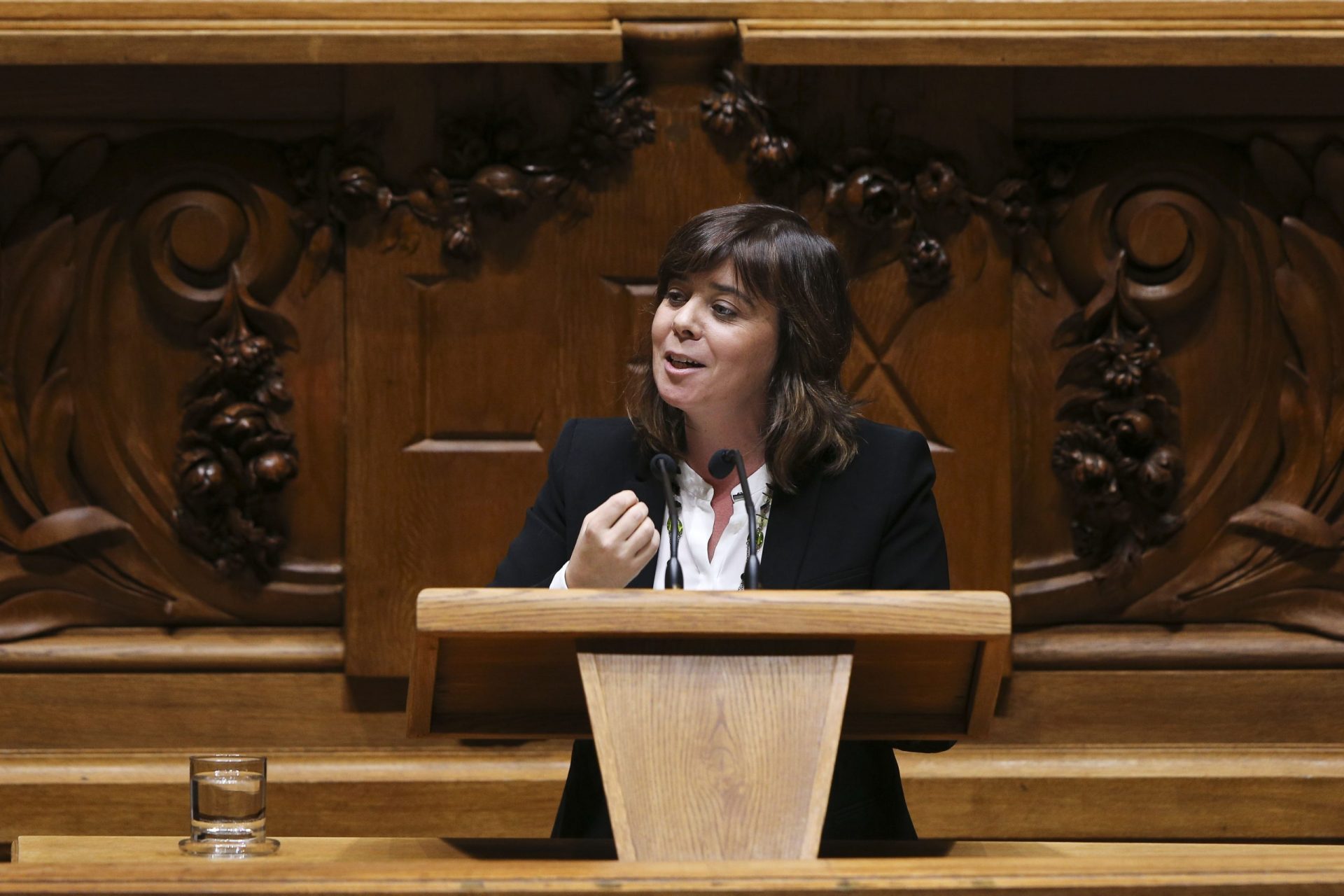 Catarina Martins. Venda da TAP “é uma burla”