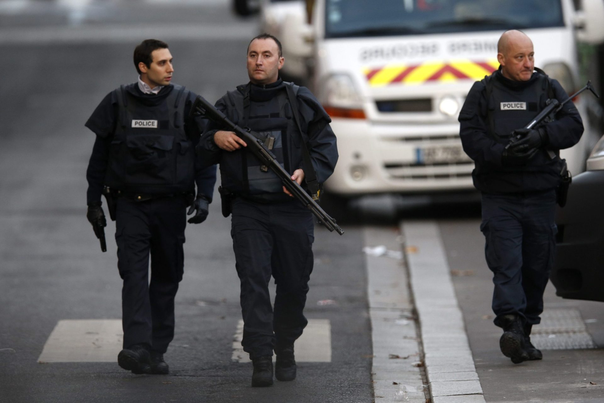 Saint-Denis. O testemunho de portugueses sobre a operação antiterrorista