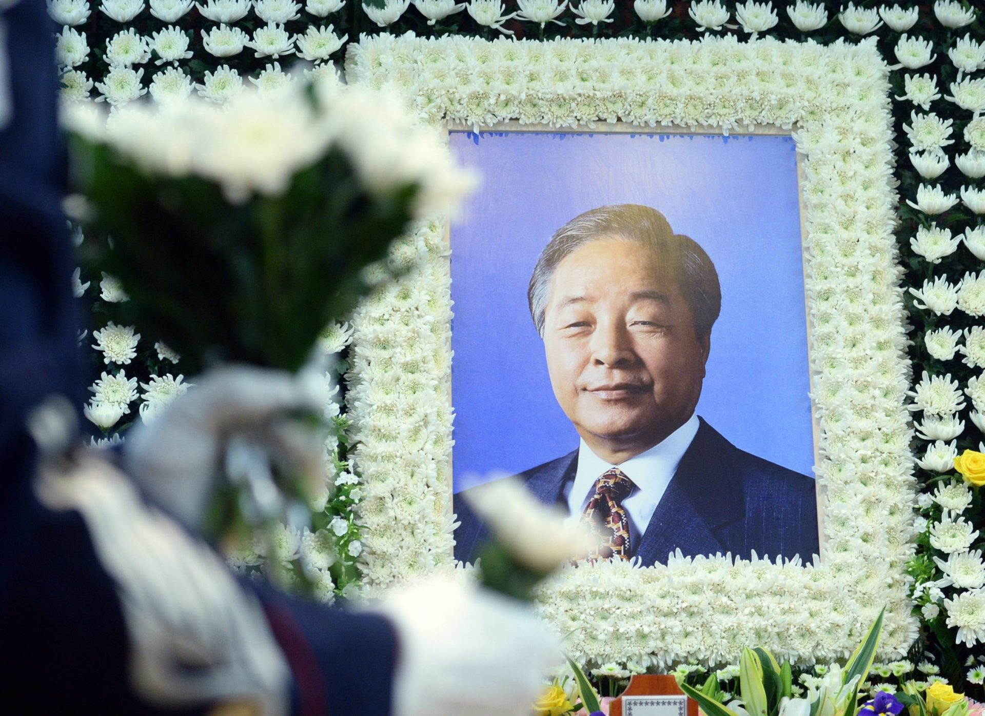 Morreu Kim Young-Sam, ex-Presidente sul-coreano