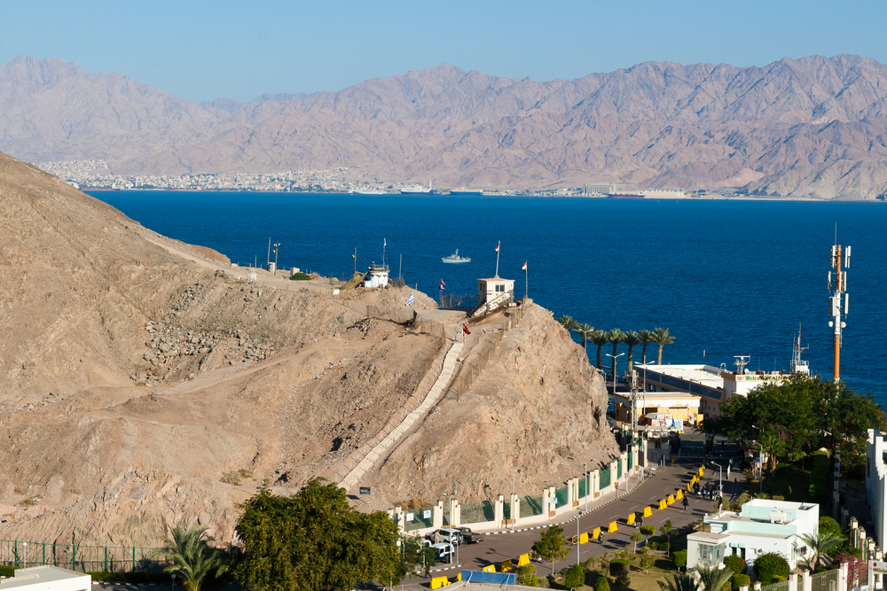 Sinai. Pelo menos um polícia morto em atentado junto a hotel