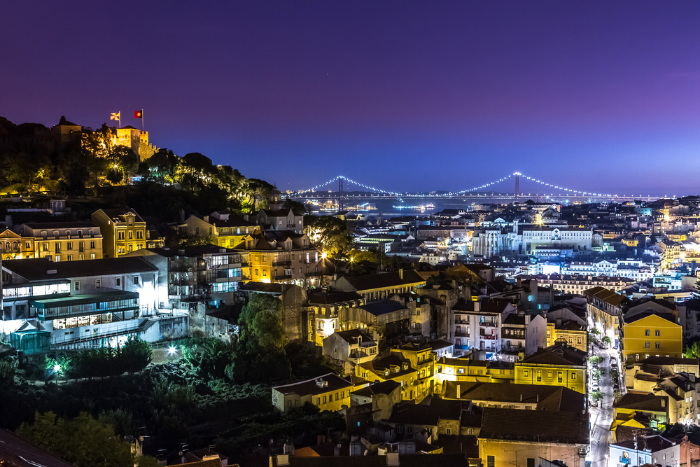 Câmara de Lisboa quer lâmpadas LED nos 60 mil candeeiros da cidade