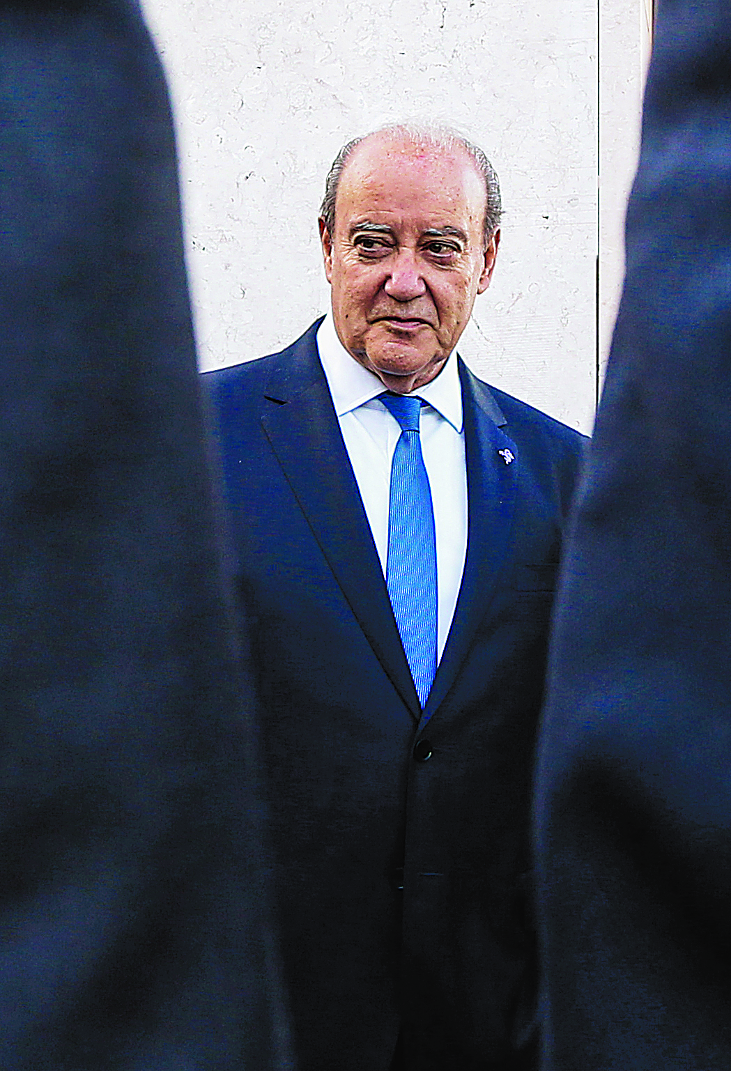 Pinto da Costa. Tantos inimigos, “penso eu de que”