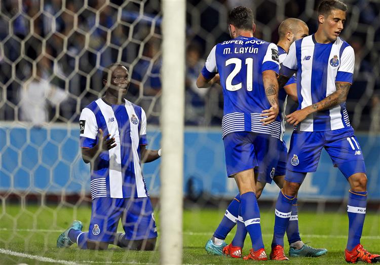 FC Porto vence Paços de Ferreira