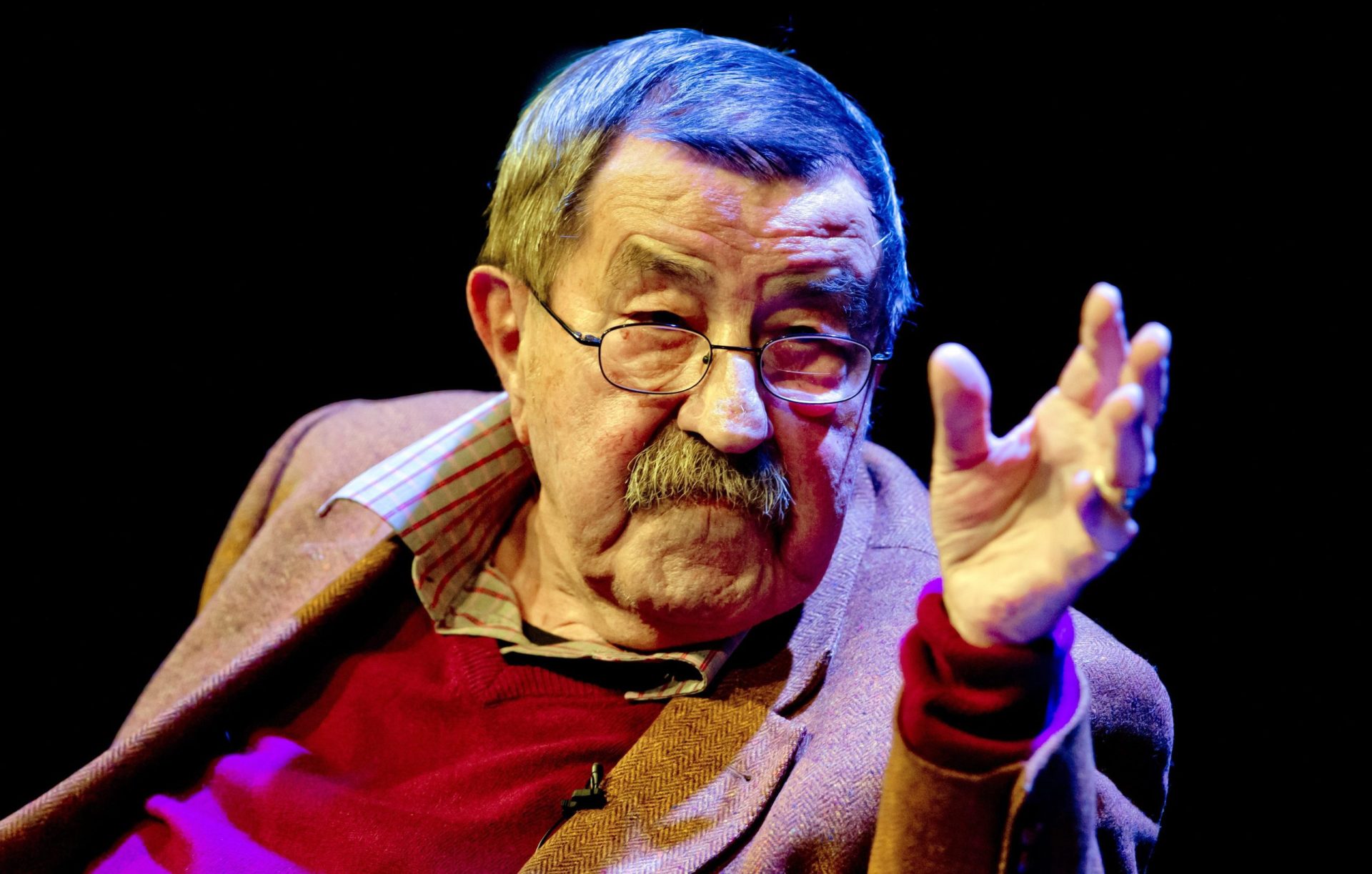 Morreu Günter Grass, a consciência moral da Alemanha