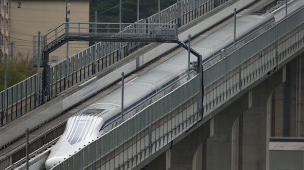Comboio japonês bate recorde mundial de velocidade