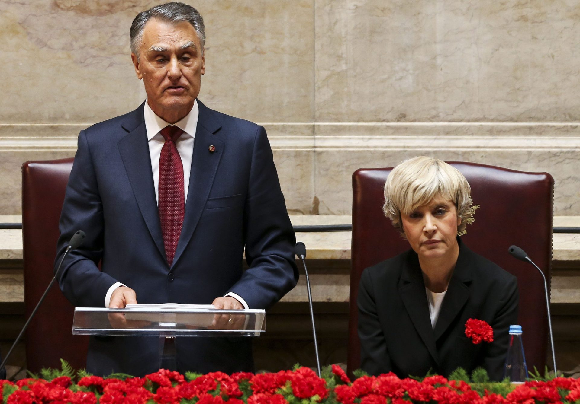 25 Abril. Cavaco defende consenso para o futuro