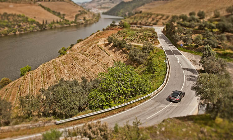 On the road. As dez melhores estradas para comer quilómetros em Portugal