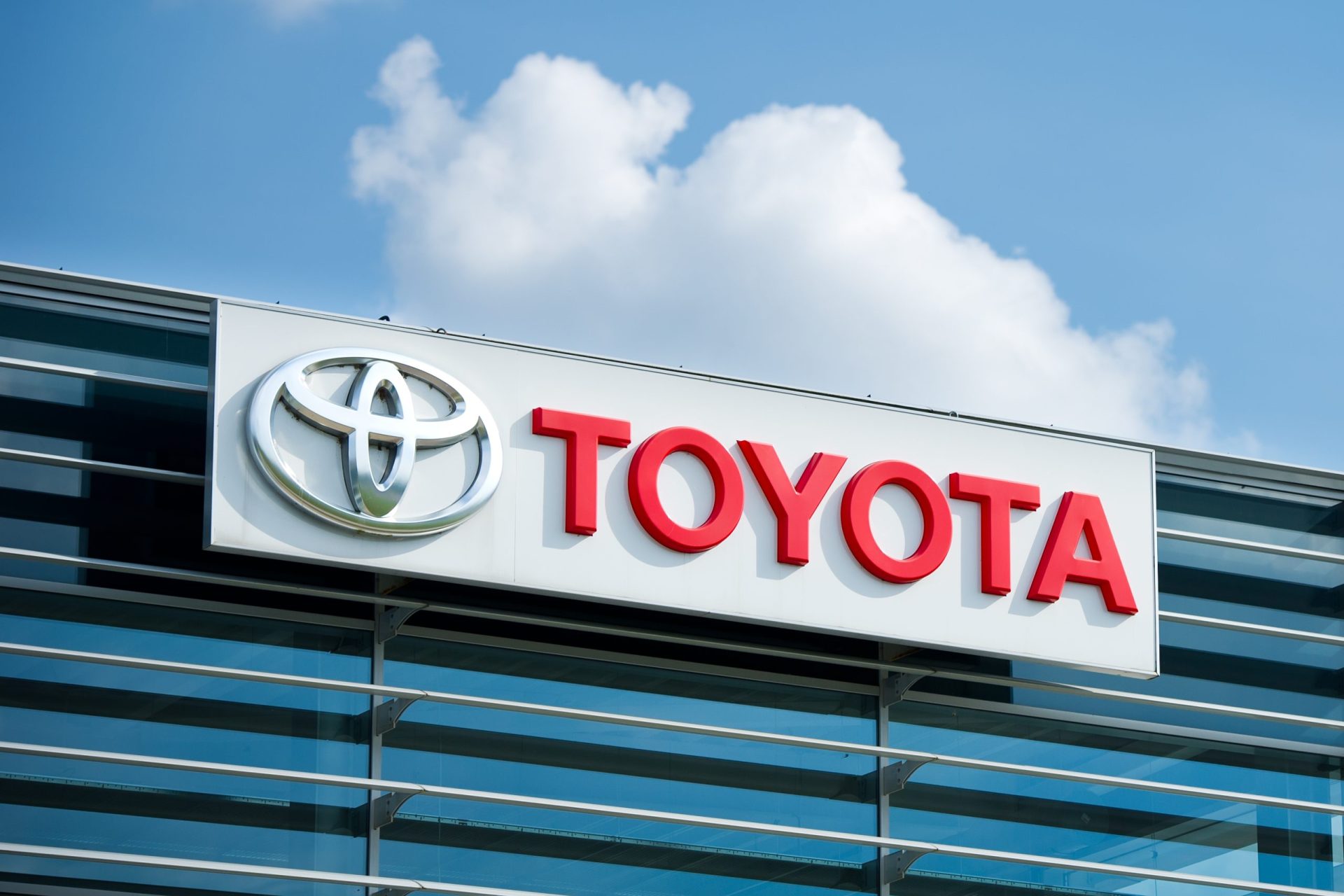 Toyota chama às oficinas quase cinco milhões de carros