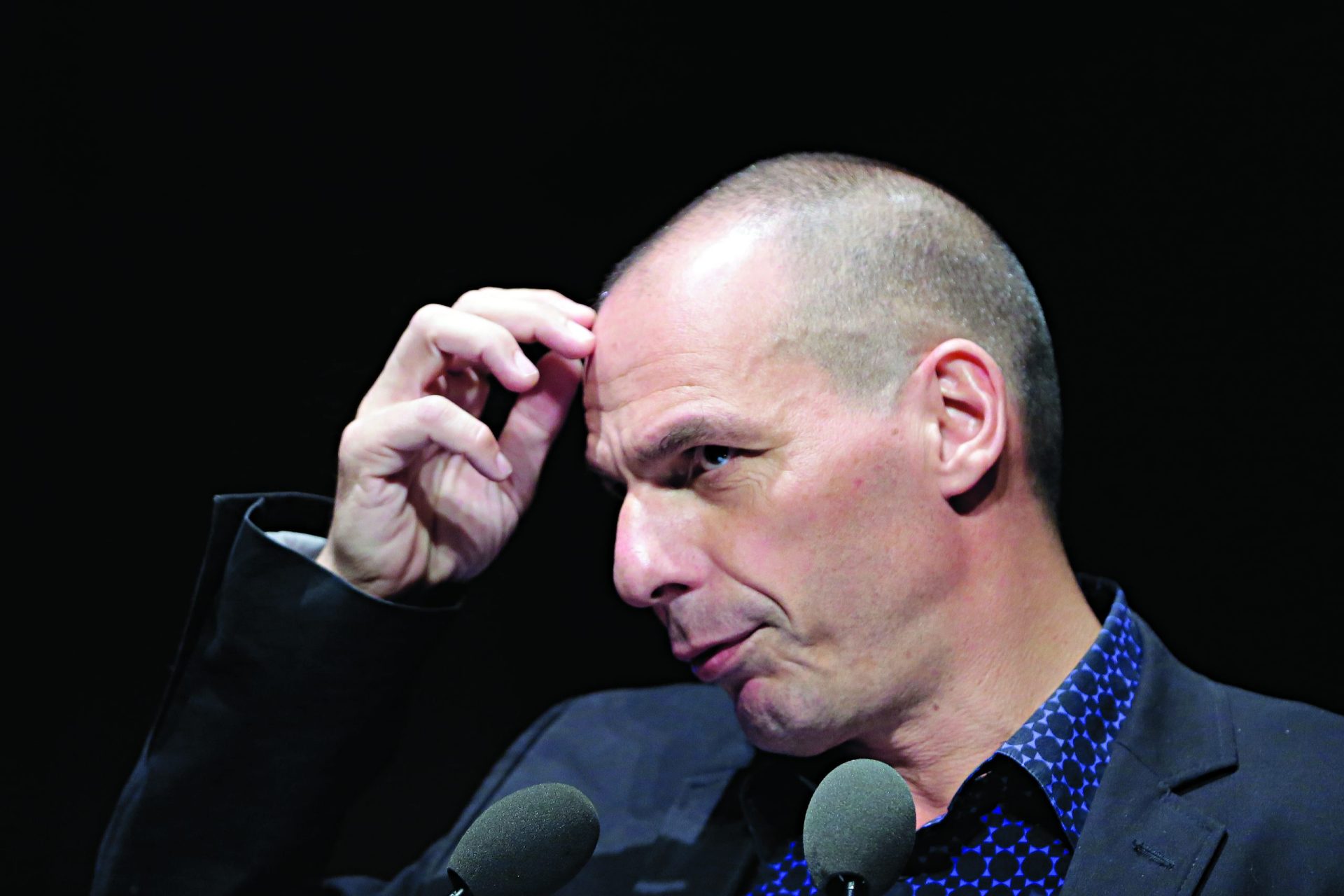 Grécia. Entre rumores da saída do euro e da saída de Varoufakis, nada avançou