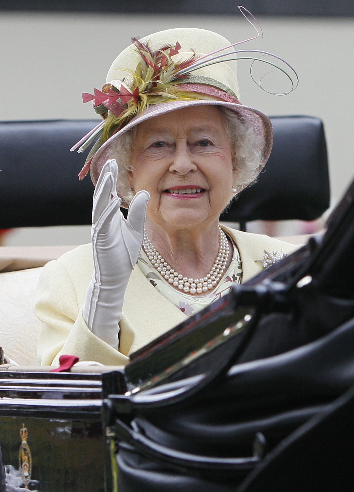 Rainha Isabel II. Jornalista da BBC lança o pânico