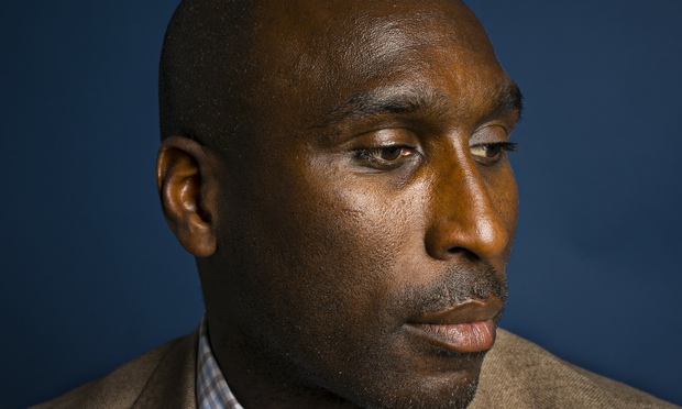 Sol Campbell apresenta candidatura à Câmara de Londres