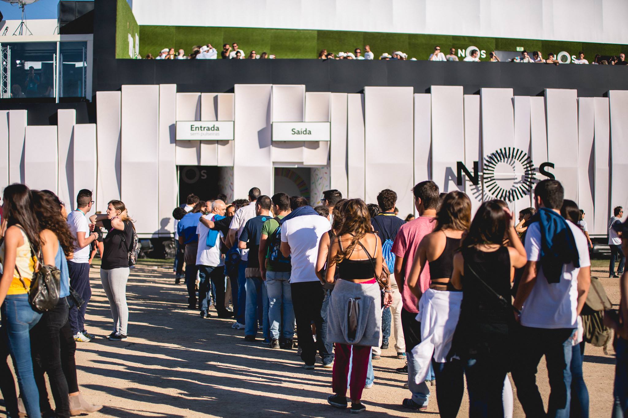 NOS Alive. Cinco processos por venda de álcool e tabaco a menores