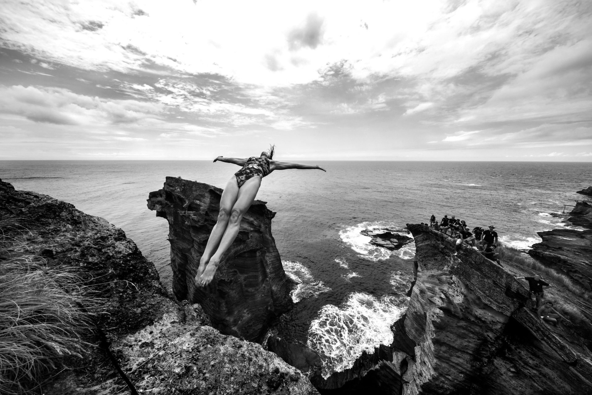 Red Bull Cliff Diving. “Ver as meninas saltar é três vezes mais stressante”