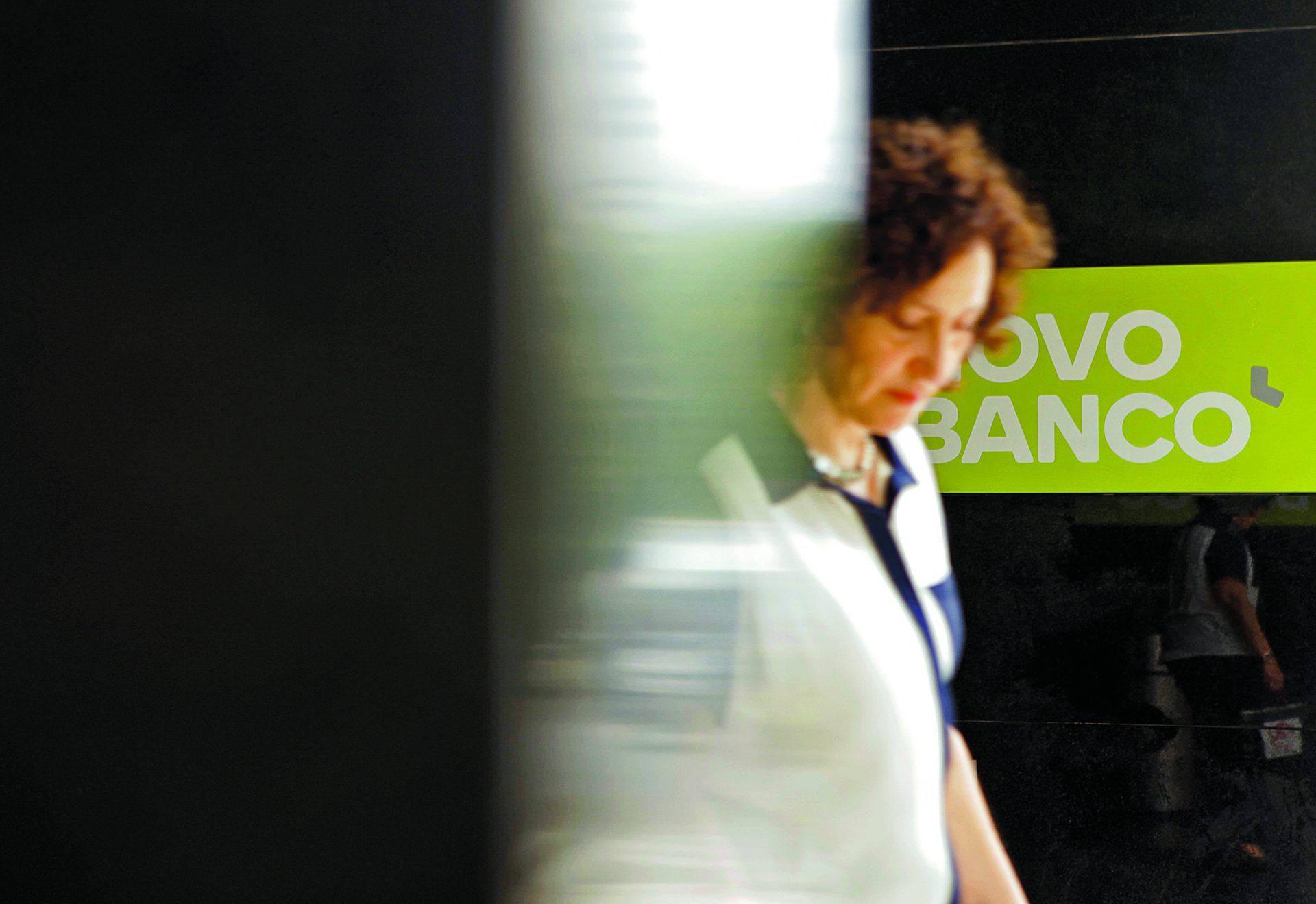 Novo Banco está a trocar aplicações do BES a grandes clientes