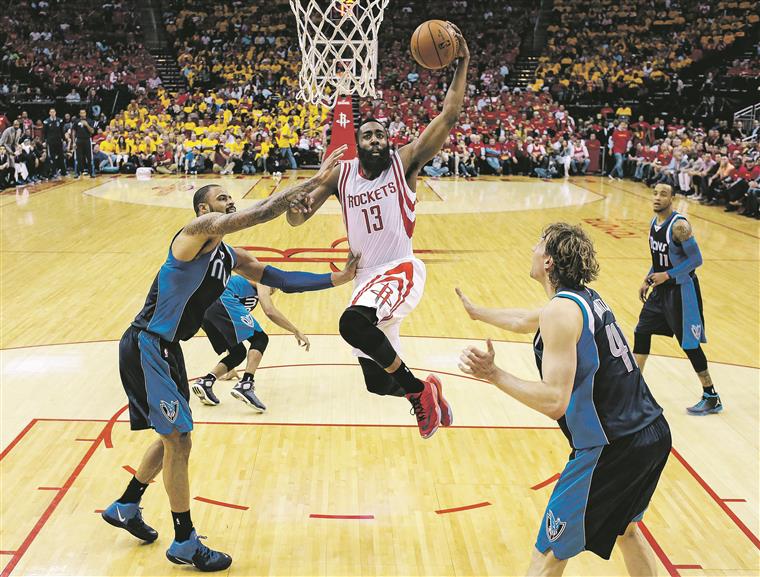 Houston Rockets juntam Ty Lawson a James Harden