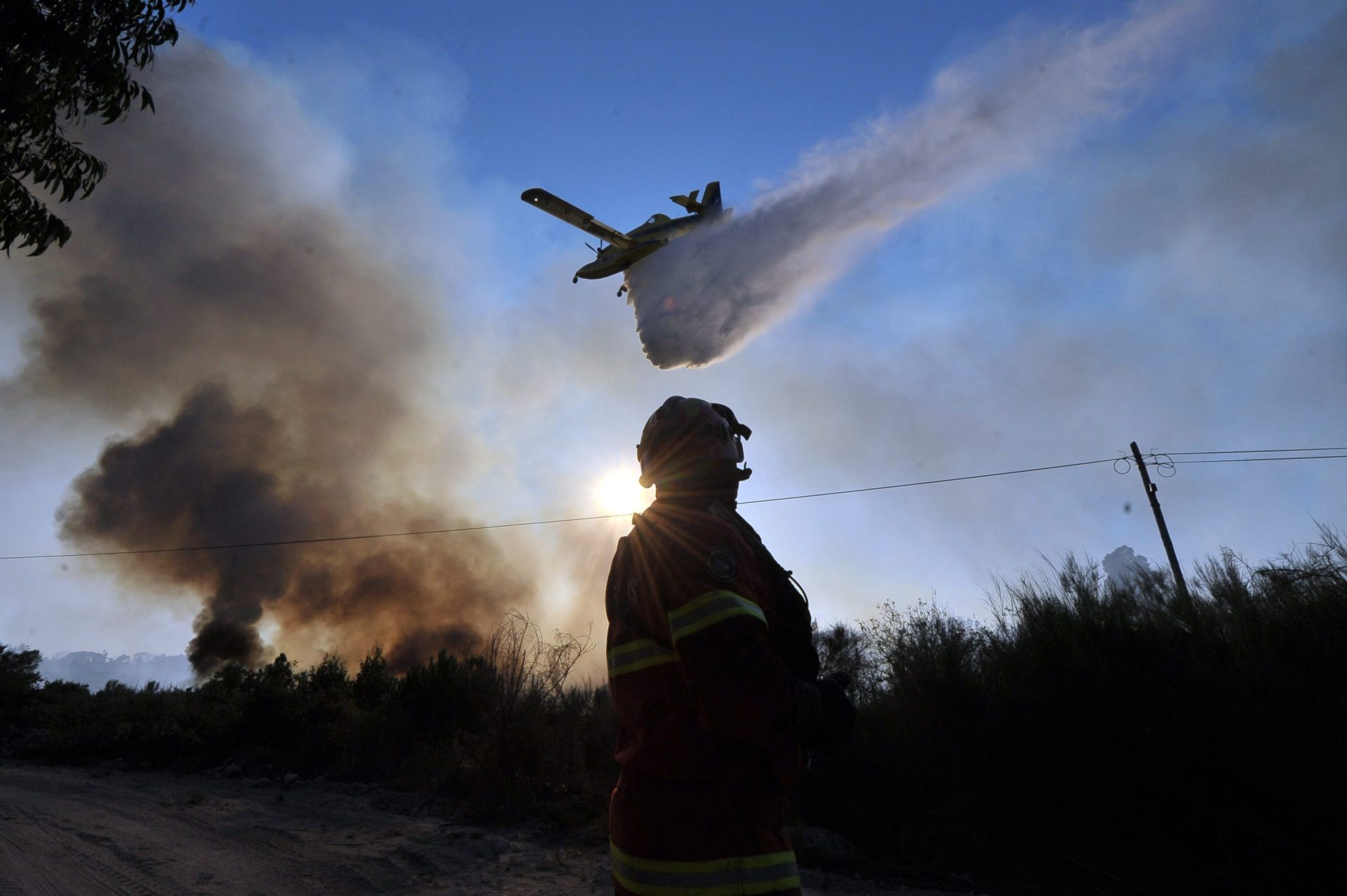 Incêndios. Quase 160 operacionais combatem fogo em Trancoso