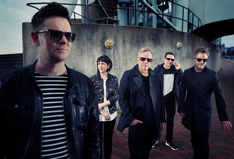 New Order revelam primeira canção do novo álbum “Music Complete”