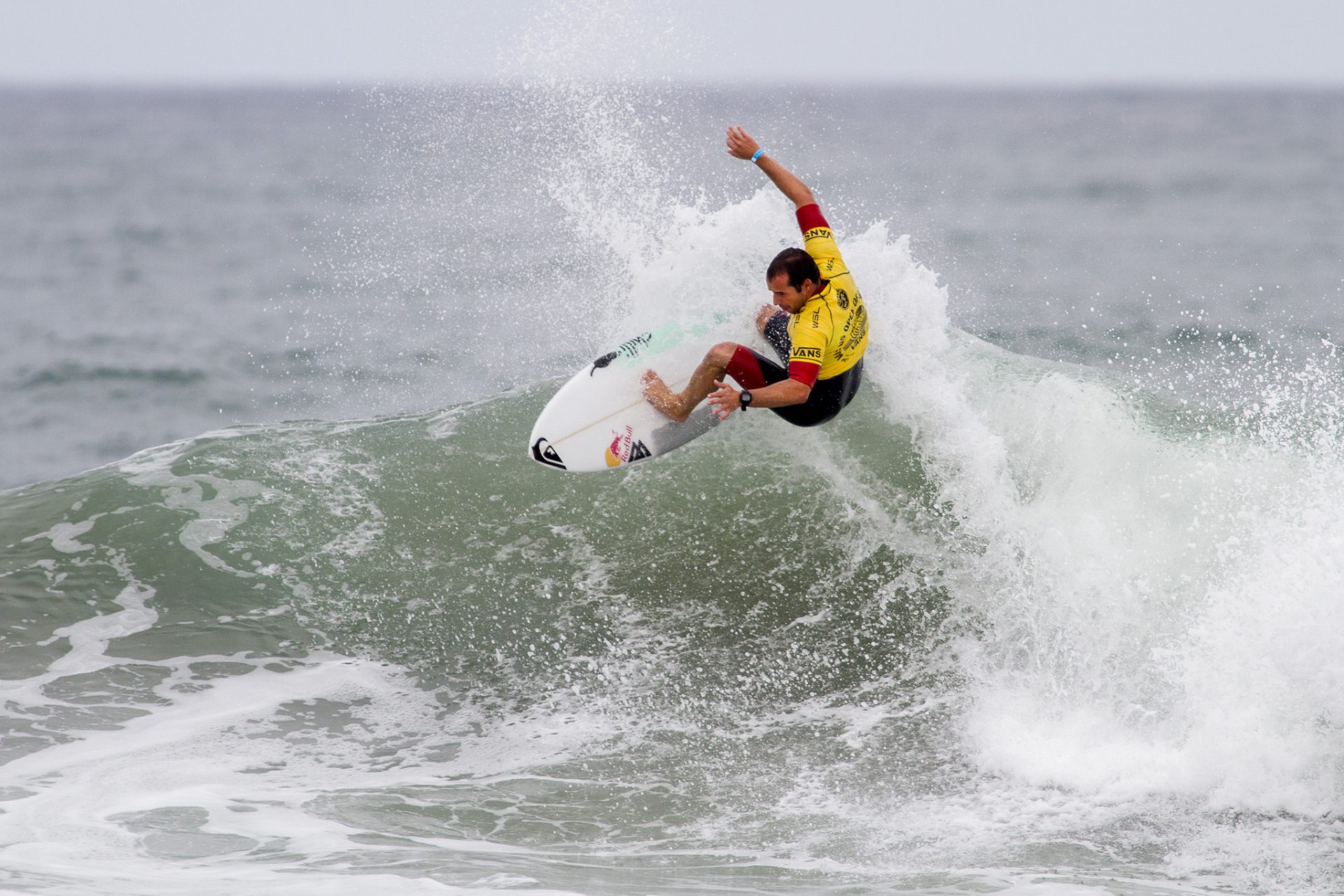 US Open of Surfing. Tiago Pires apurado para a ronda 2