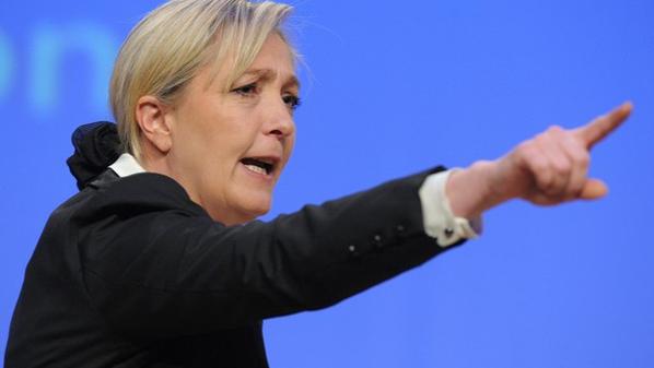 Le Pen: “Países europeus devem perceber que o euro e a austeridade falharam”