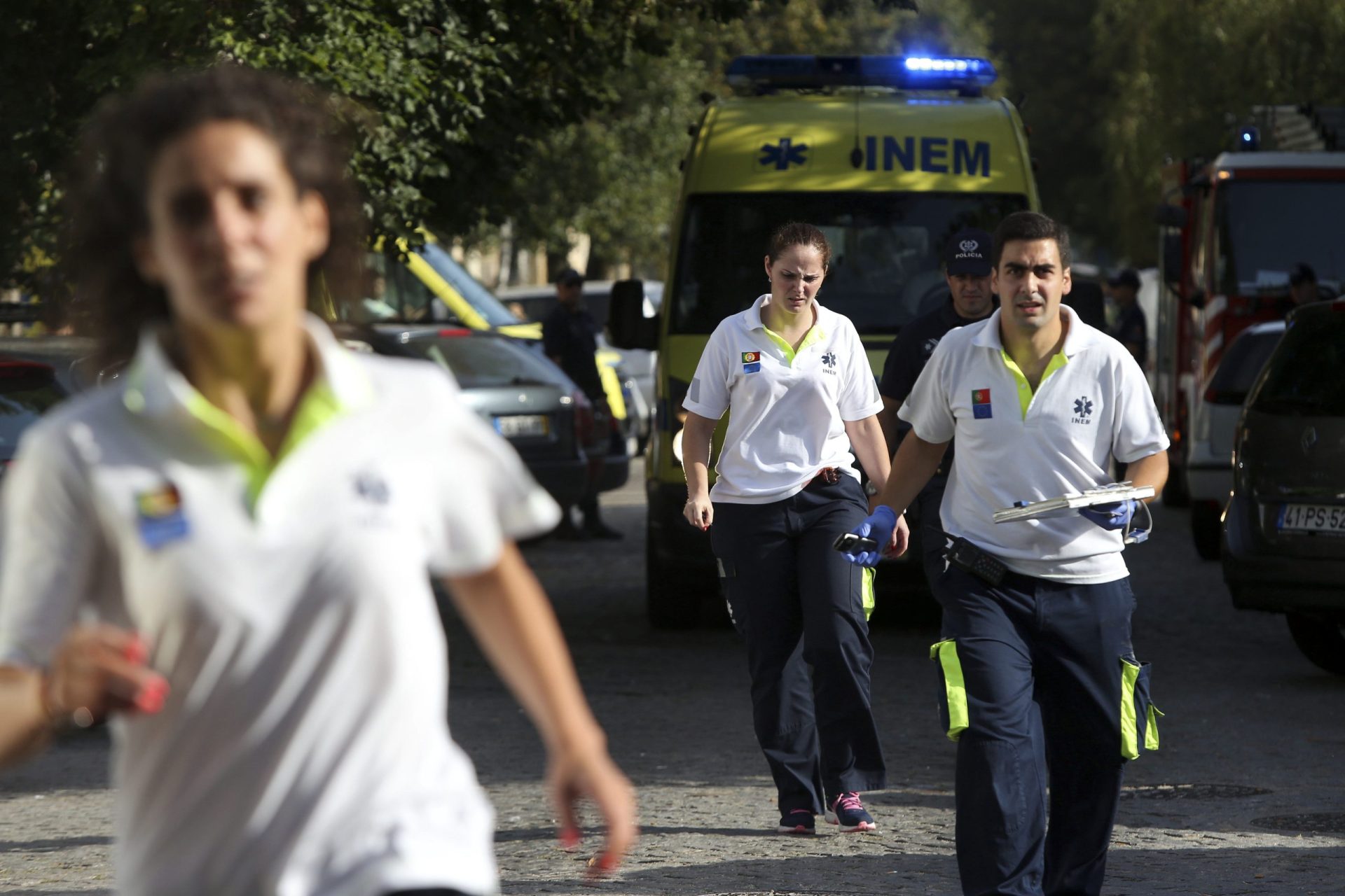 Matosinhos. Cinco feridos em incêndio numa fábrica de cortiça