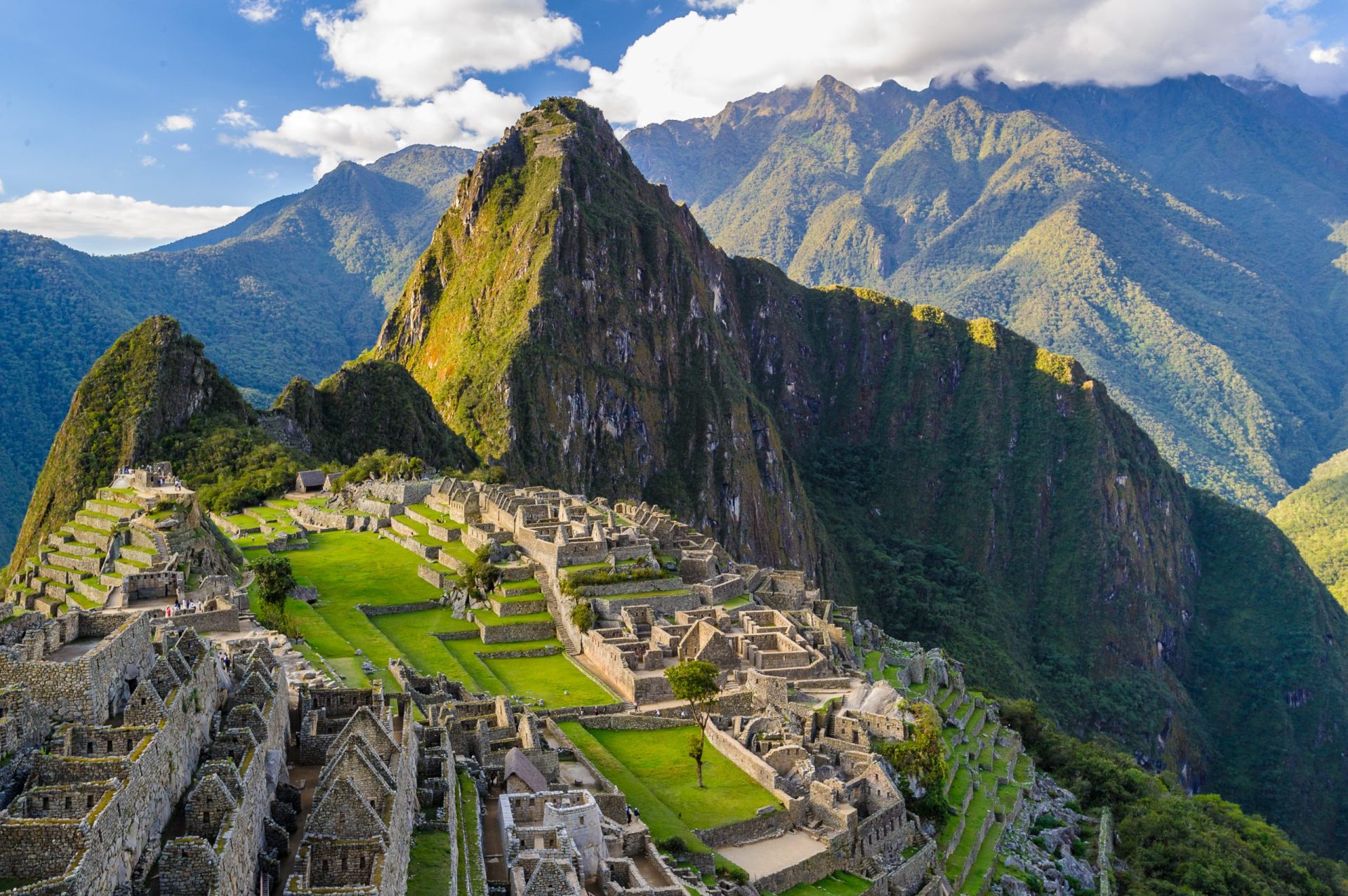 Peru recorre a drones para proteger locais arqueológicos