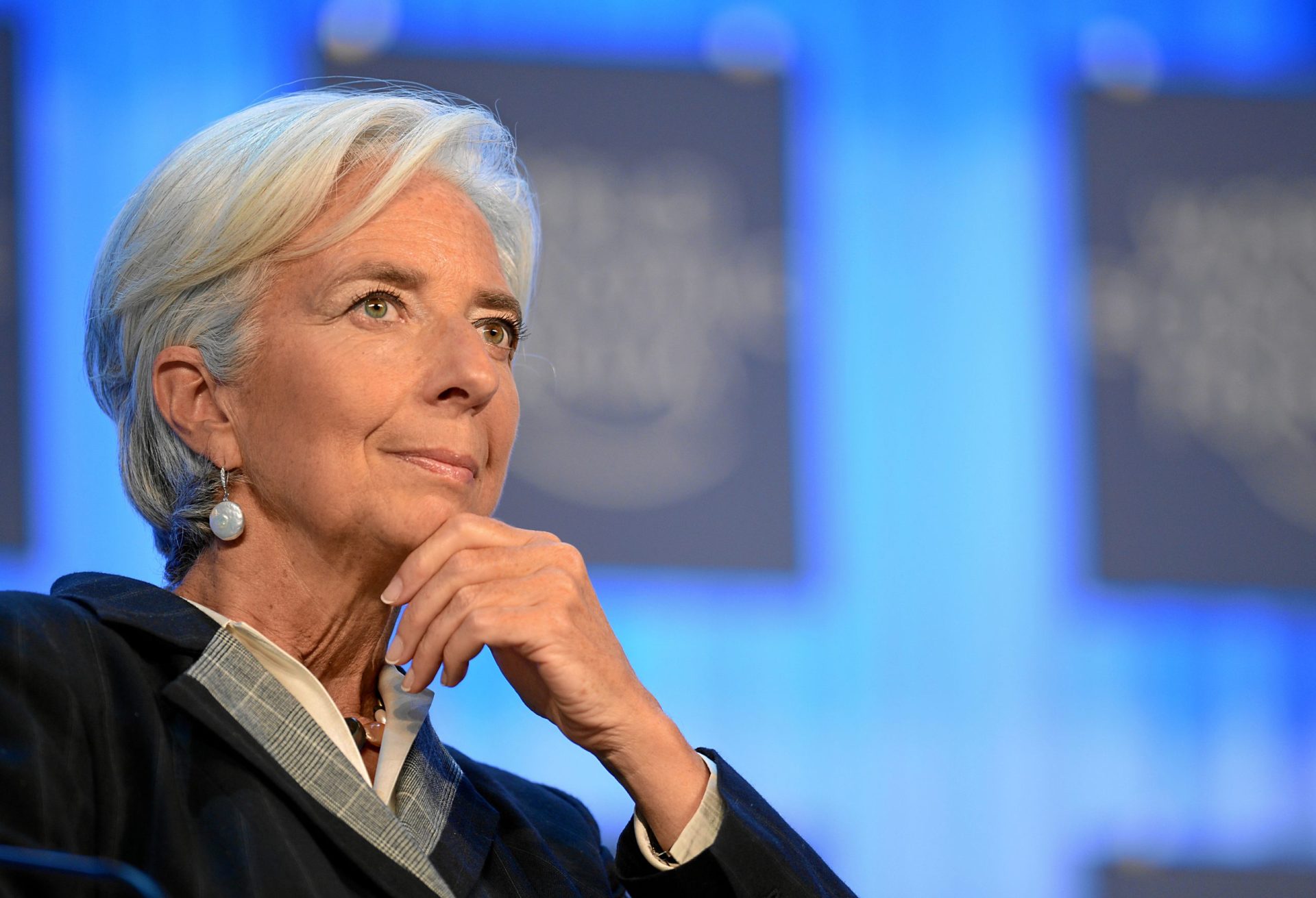 Lagarde renova aviso: “FMI só entra no resgate se houver alívio significativo da dívida”