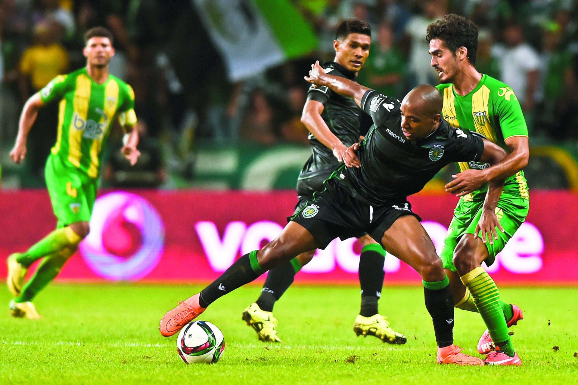 Tondela vs. Sporting. O moliceiro de Jesus atraca em cima da linha