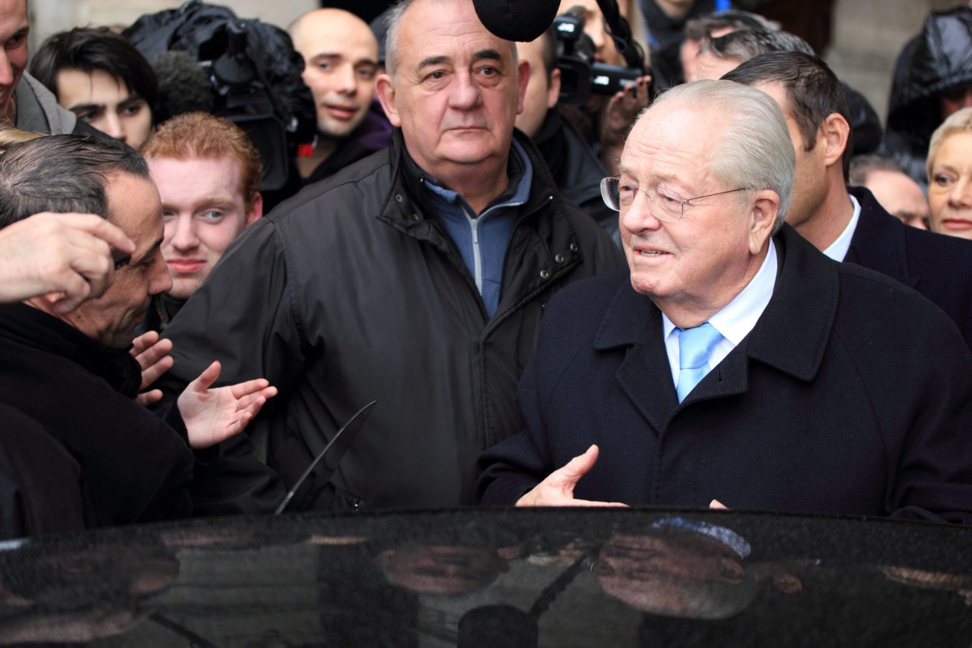 Jean-Marie Le Pen expulso da Frente Nacional