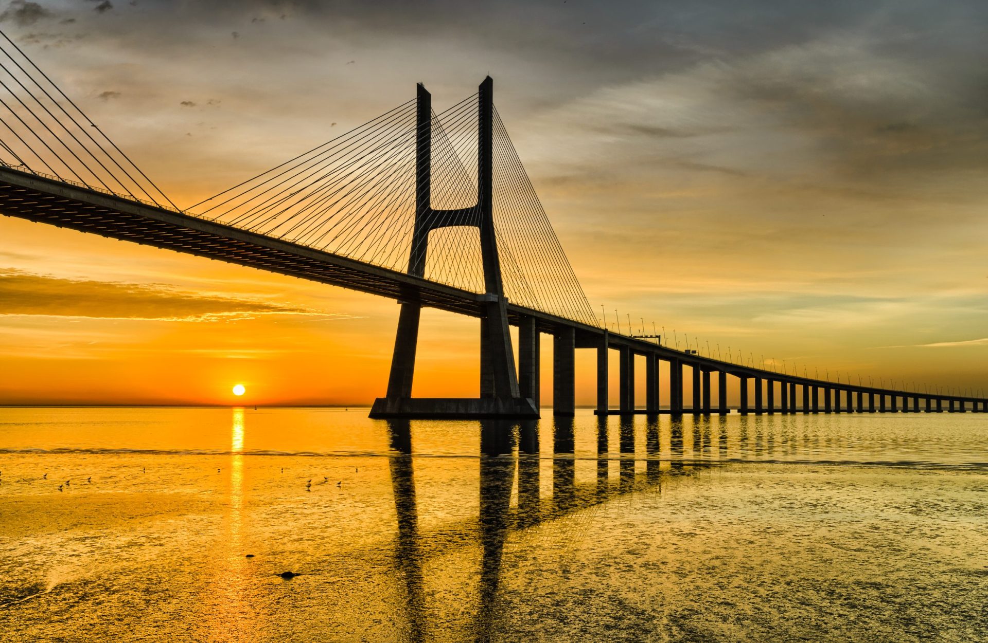 Montijo apoia aeroporto na base aérea com nova ligação à ponte Vasco da Gama