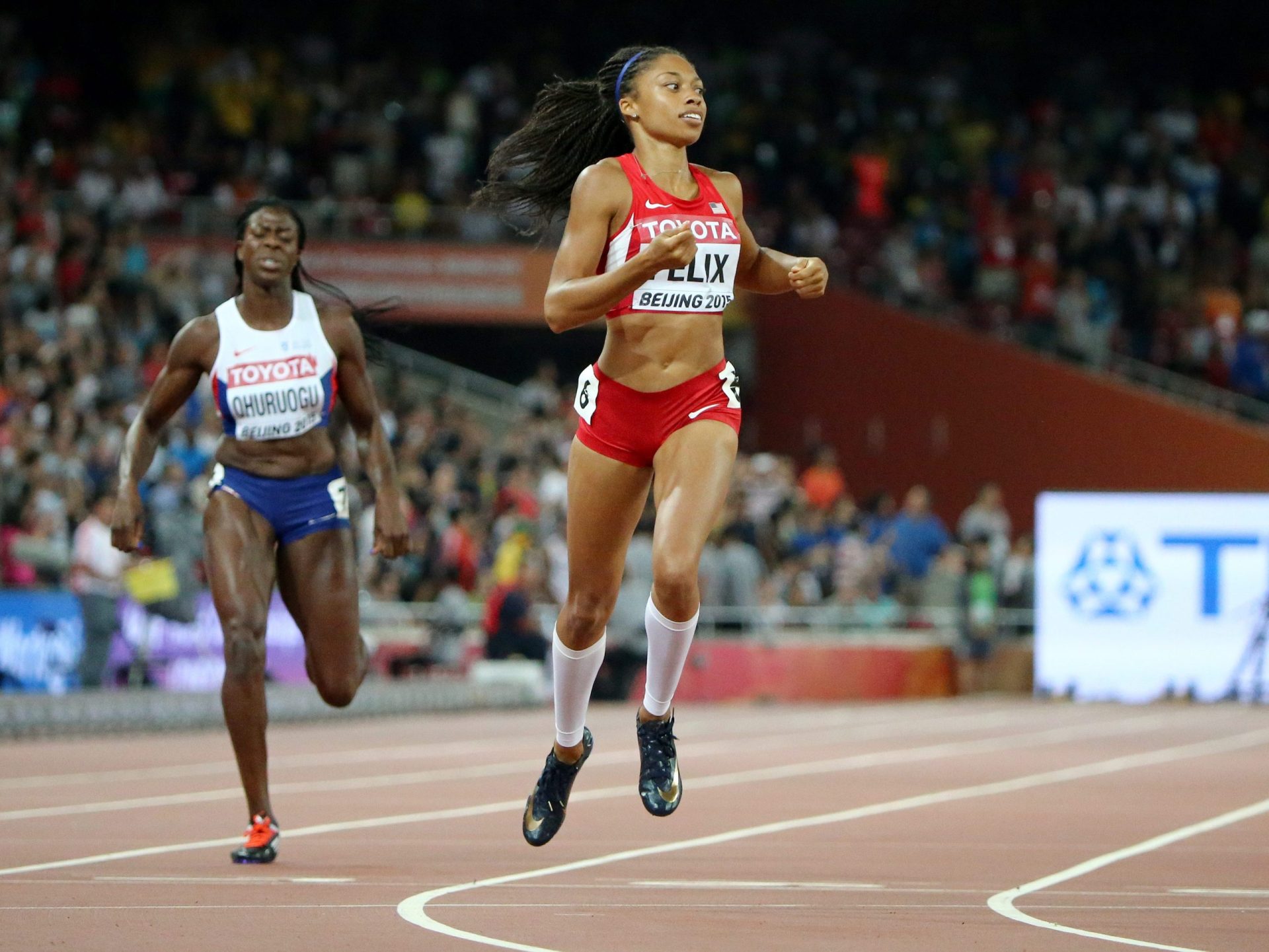 Melhor marca do ano dá título a Allyson Felix