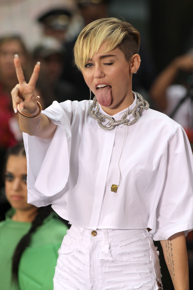 Miley Cyrus diz que é pansexual