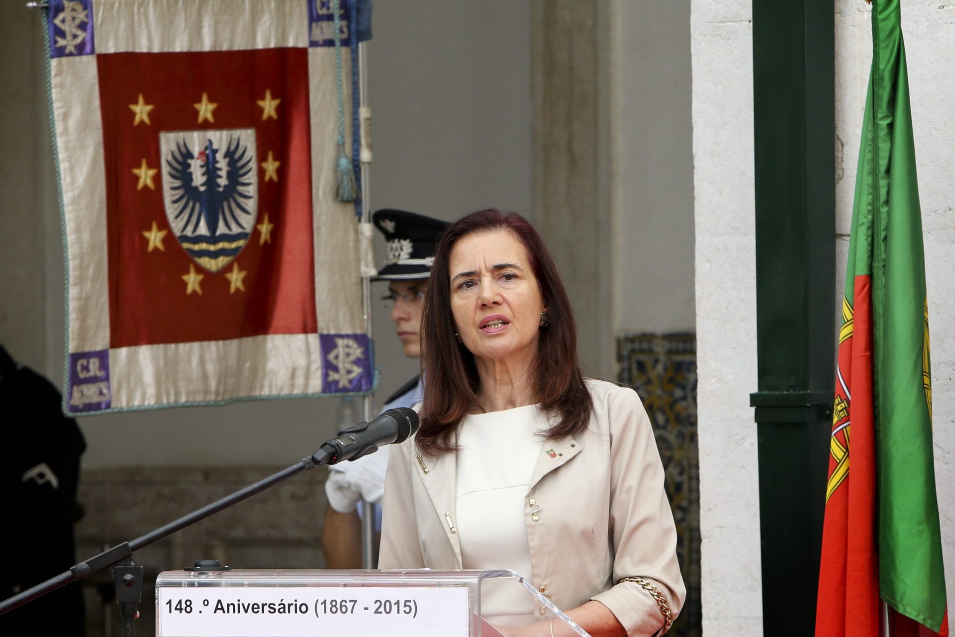 Anabela Rodrigues lamenta mortes em tiroteio na Quinta do Conde