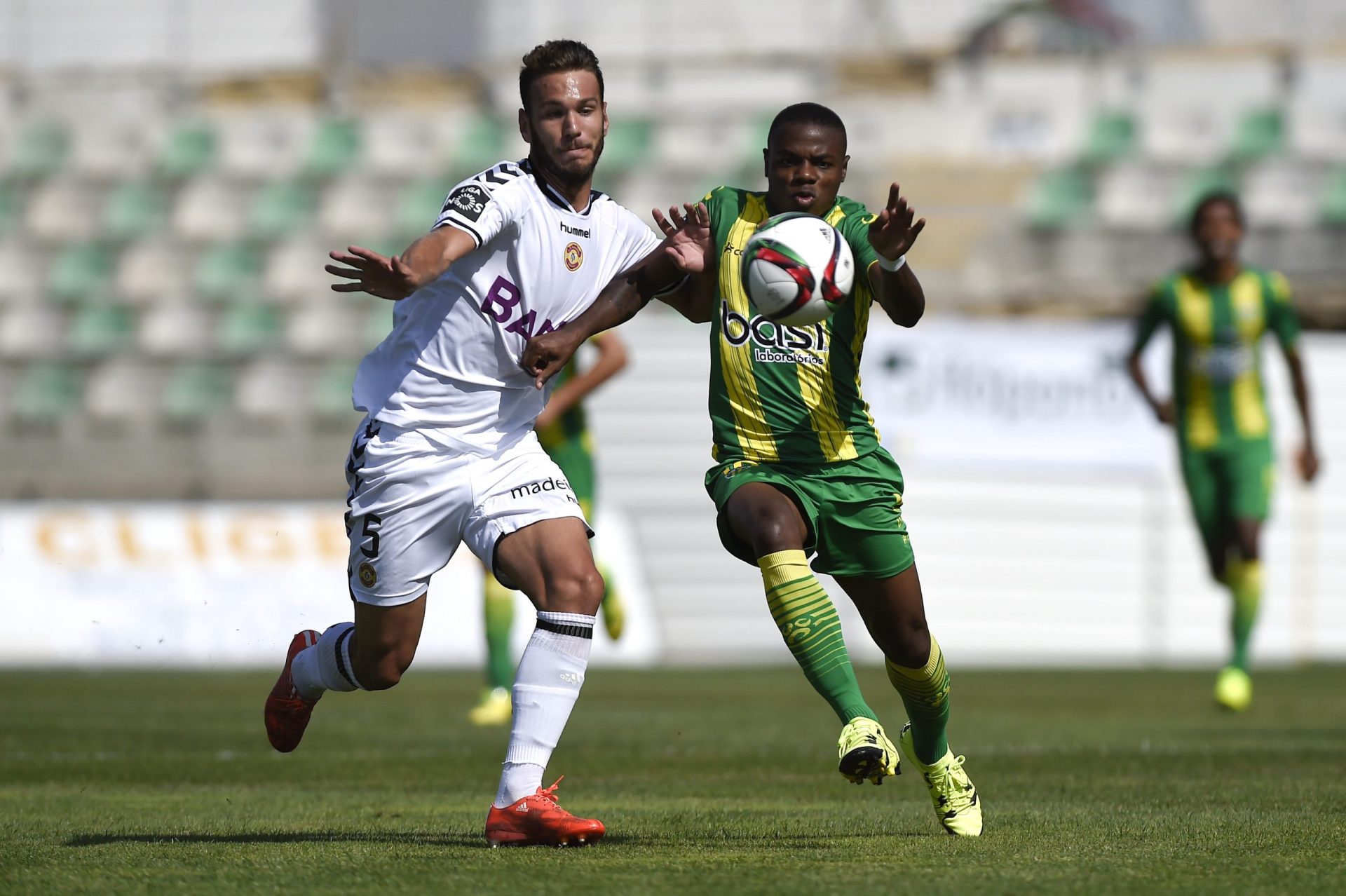 Tondela soma primeira vitória no escalão principal