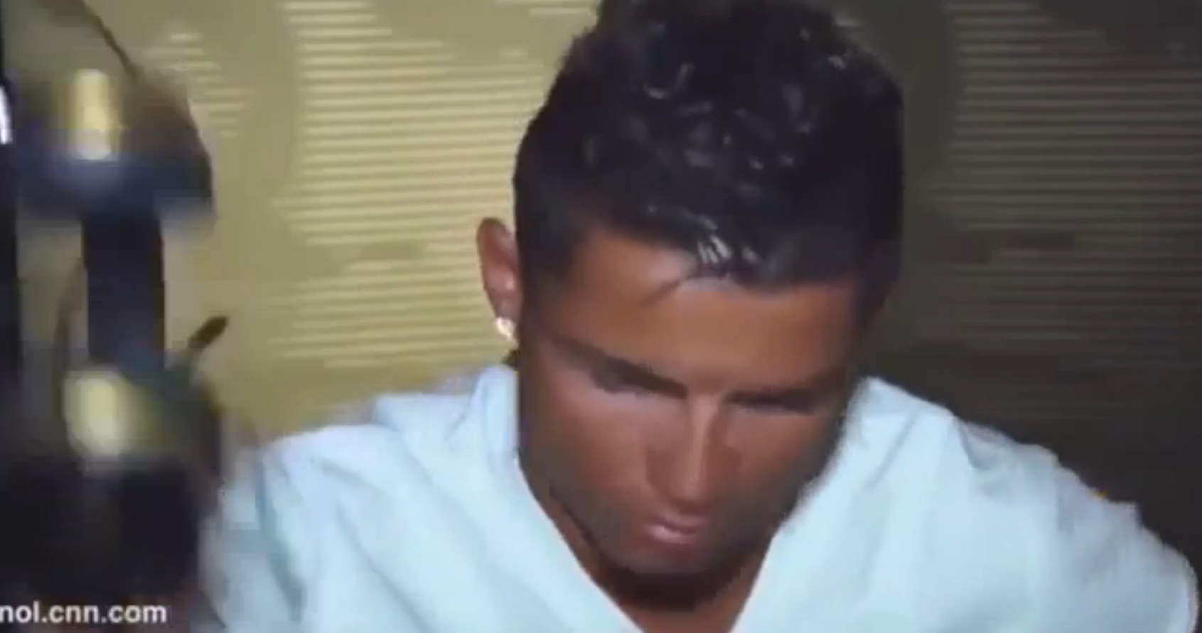 Ronaldo abandona entrevista a meio (e a FIFA não sai bem tratada)