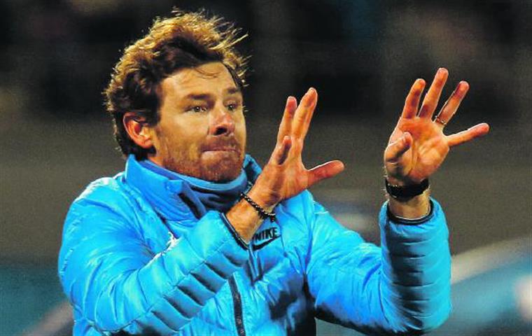 Villas-Boas anuncia saída do Zenit no fim da época