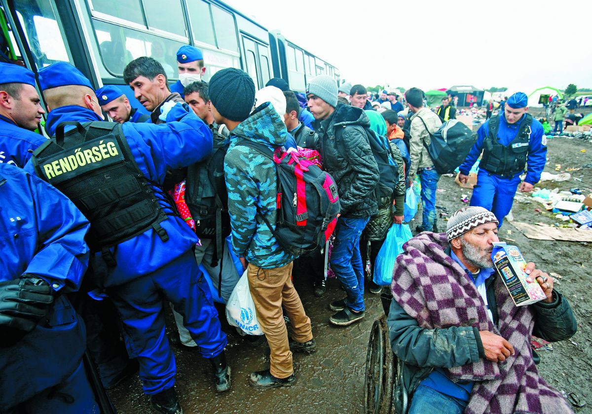 Hungria. “Guantánamo da UE” onde refugiados são alimentados como porcos