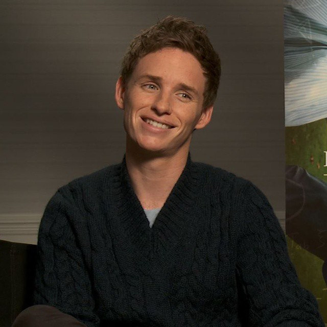 Eddie Redmayne perdeu aliança de casamento…