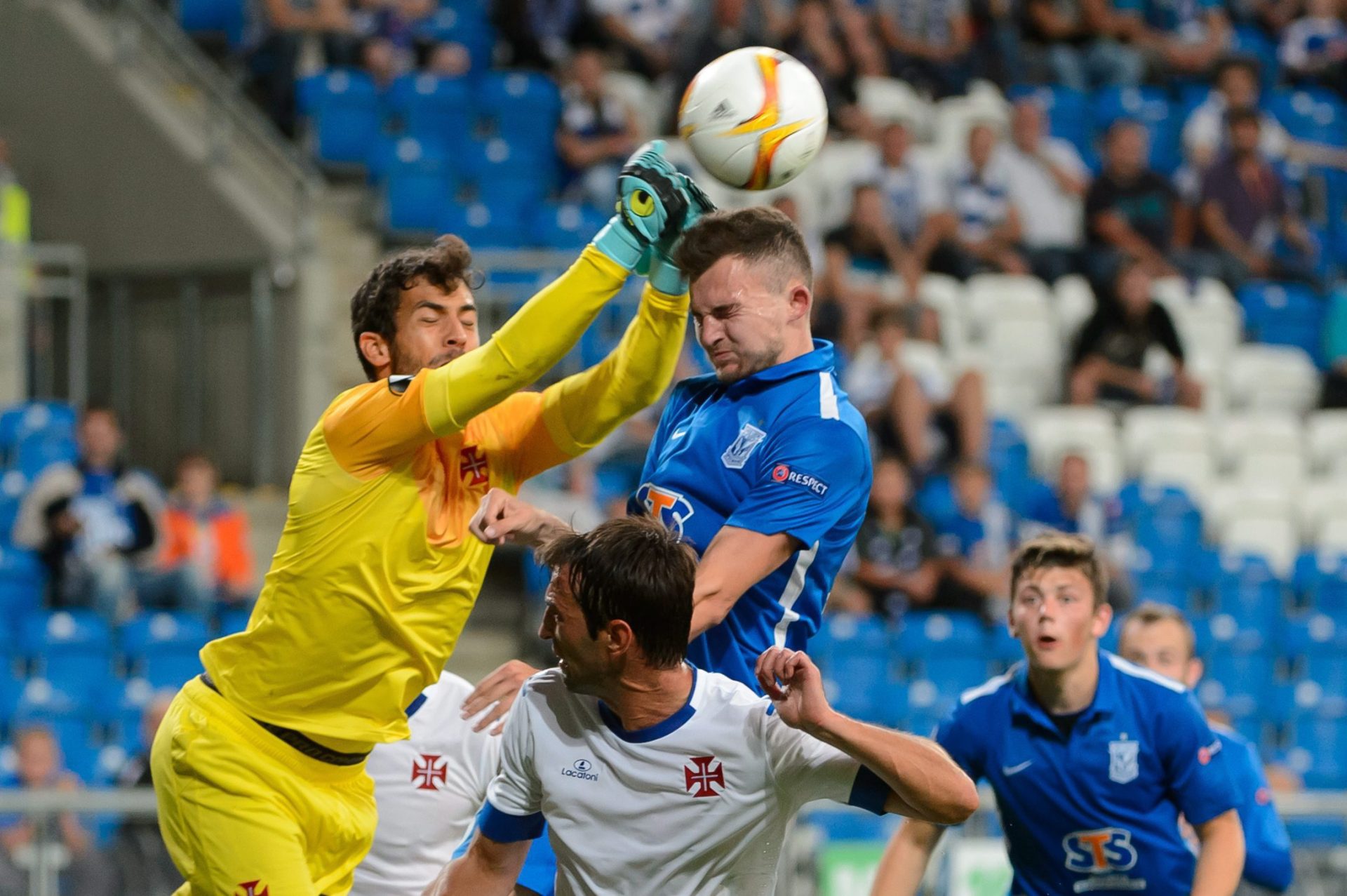 Belenenses. Ventura agarra um ponto na Polónia